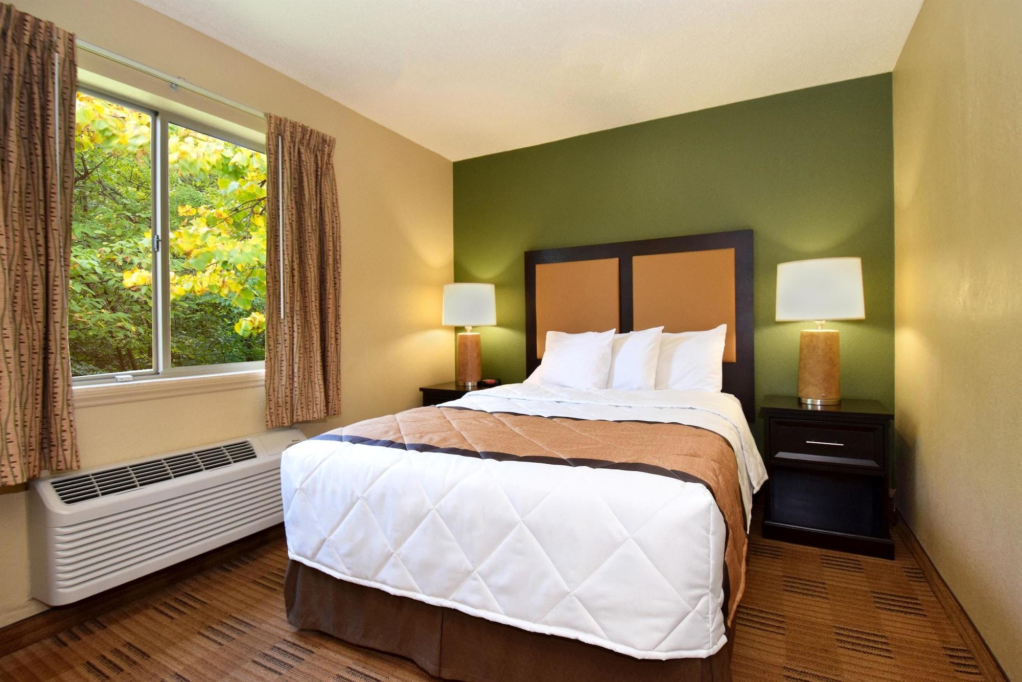 Extended Stay America Suites - Hartford - Фармингтон Экстерьер фото