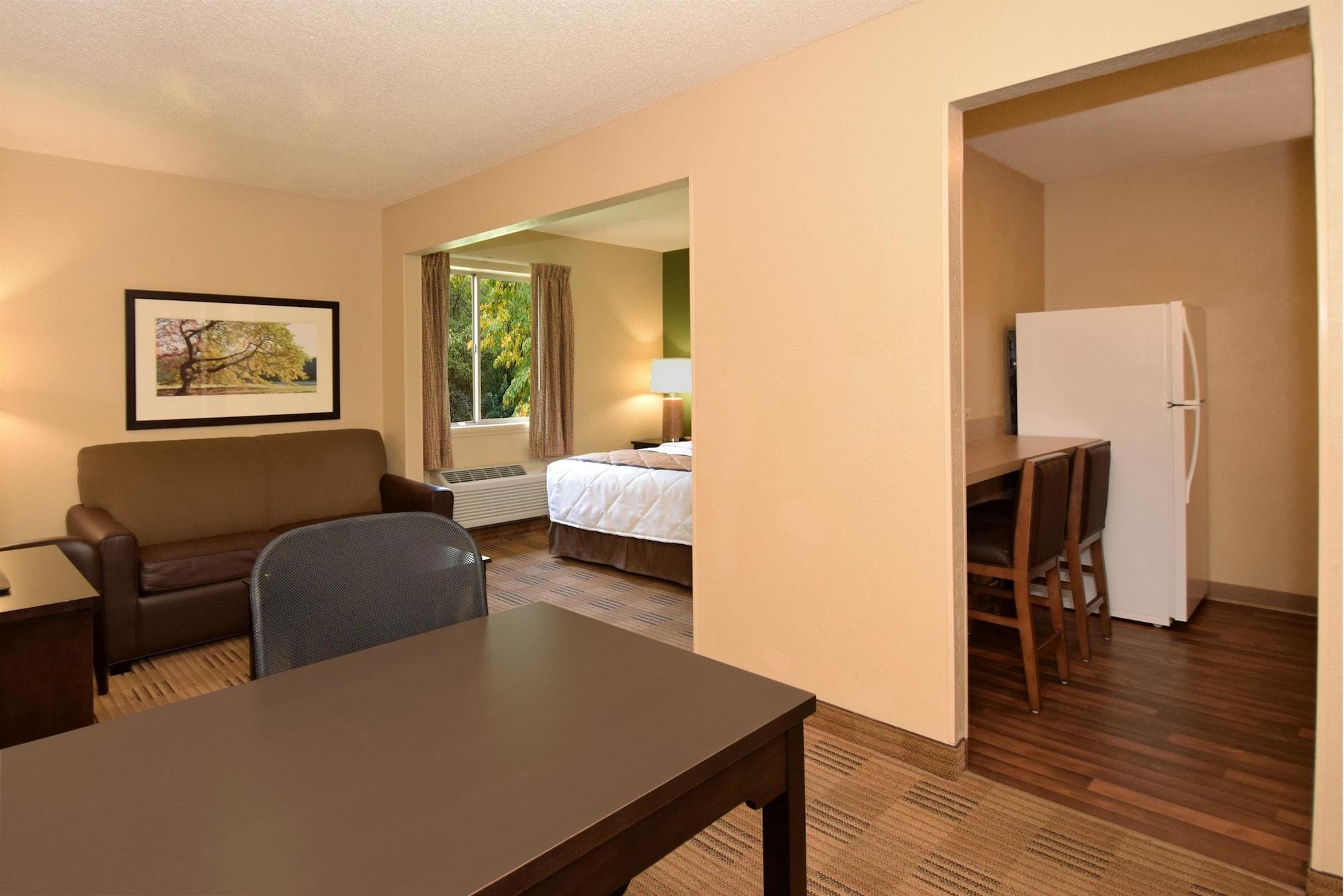 Extended Stay America Suites - Hartford - Фармингтон Экстерьер фото