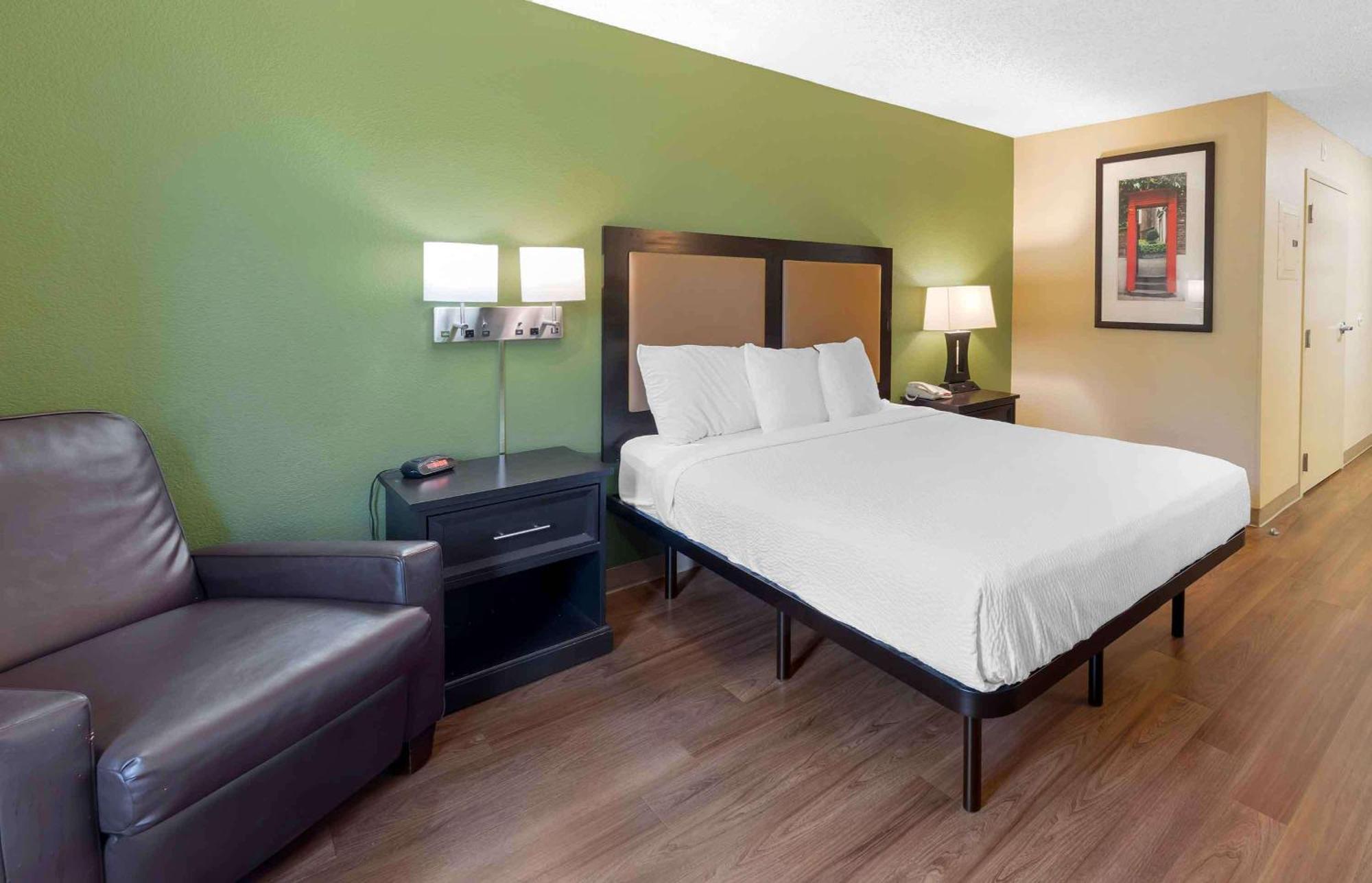 Extended Stay America Suites - Hartford - Фармингтон Экстерьер фото