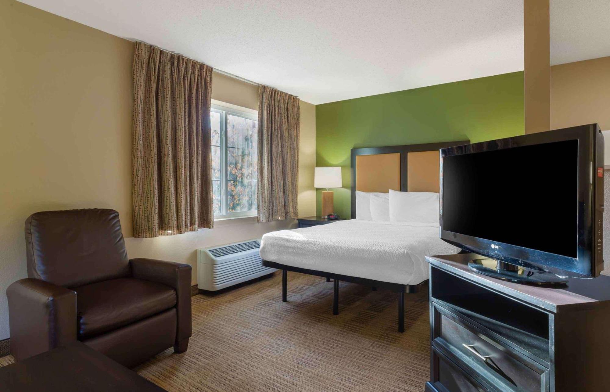 Extended Stay America Suites - Hartford - Фармингтон Экстерьер фото