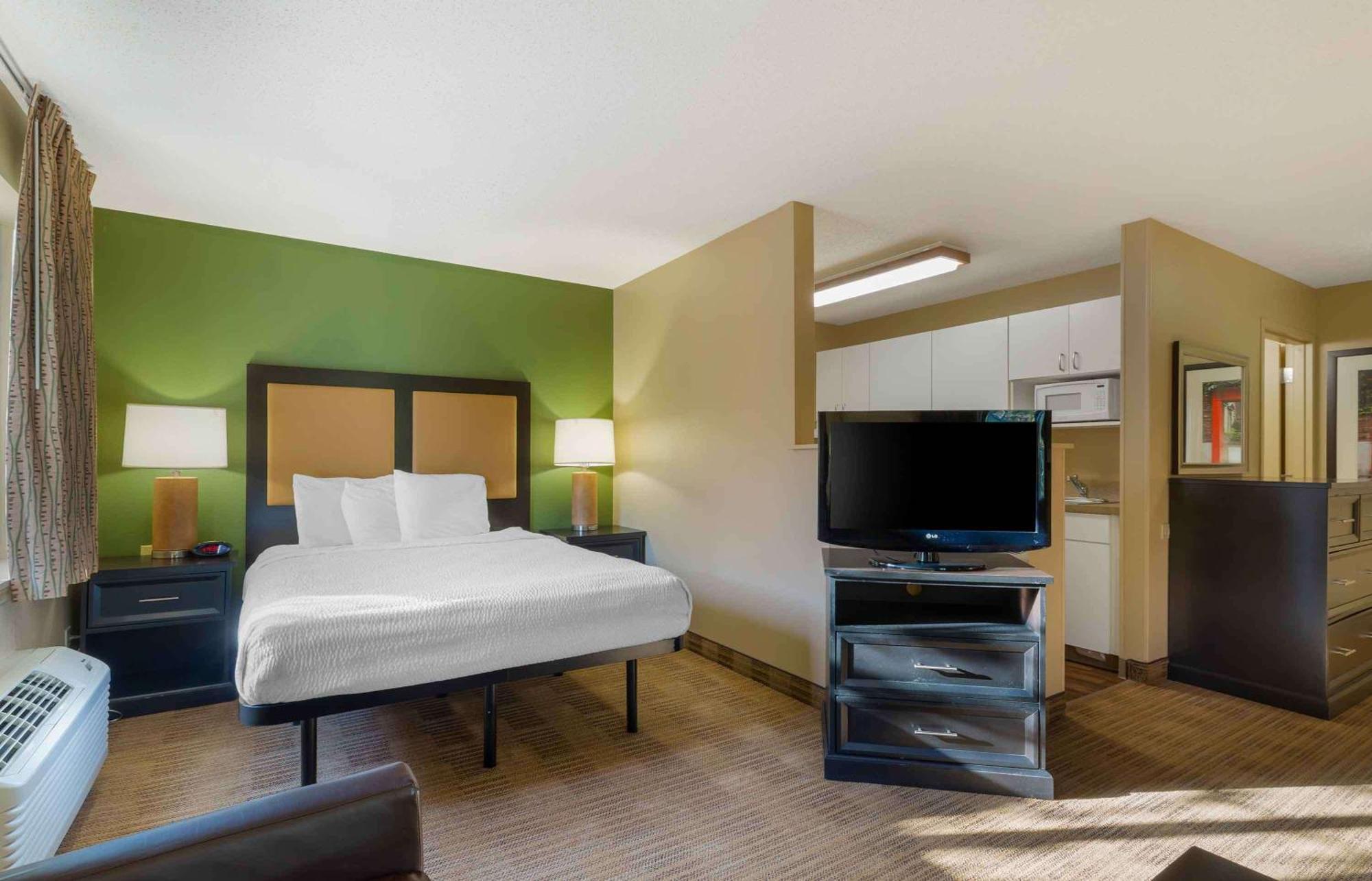 Extended Stay America Suites - Hartford - Фармингтон Экстерьер фото