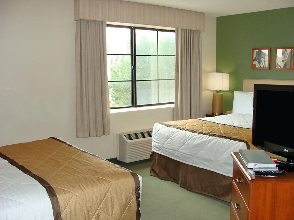 Extended Stay America Suites - Hartford - Фармингтон Экстерьер фото