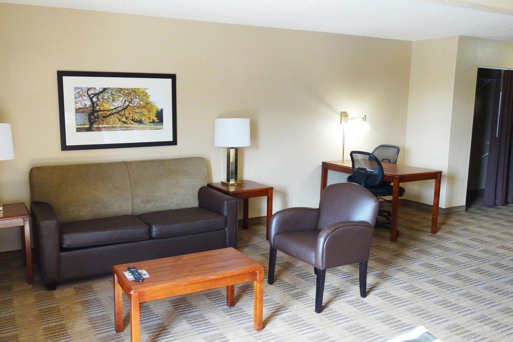 Extended Stay America Suites - Hartford - Фармингтон Экстерьер фото